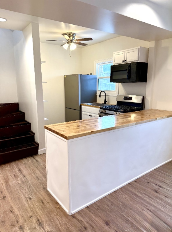 Building Photo - 5416 Black St