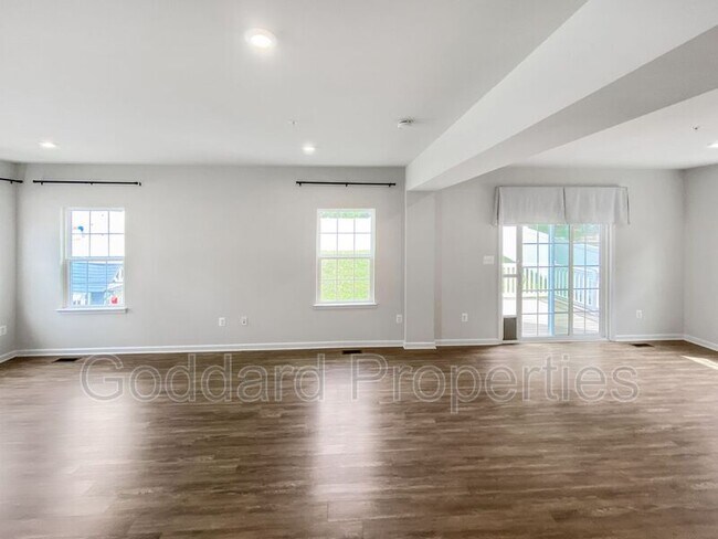 Photo - 7893 Jasons Landing Way