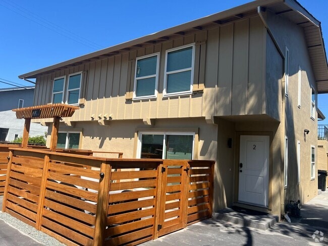 Building Photo - 630 Hollenbeck Ave Unit 2 Rental