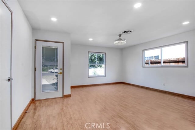 Photo - 6904 Royer Ave