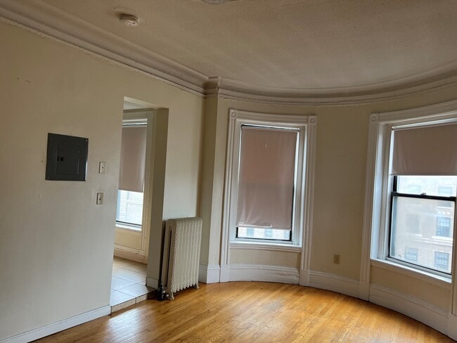 Photo - 314 Huntington Ave Unit 313-5A