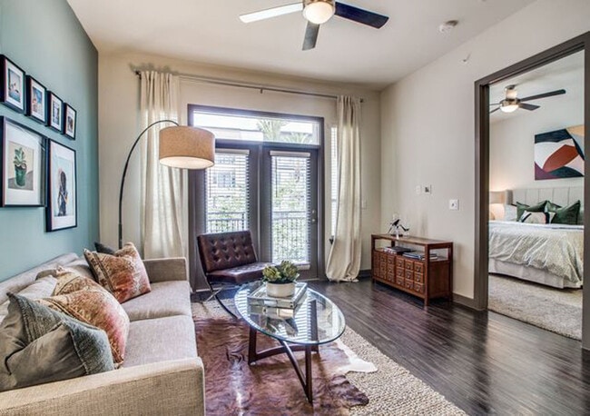 Photo - Arlo Memorial