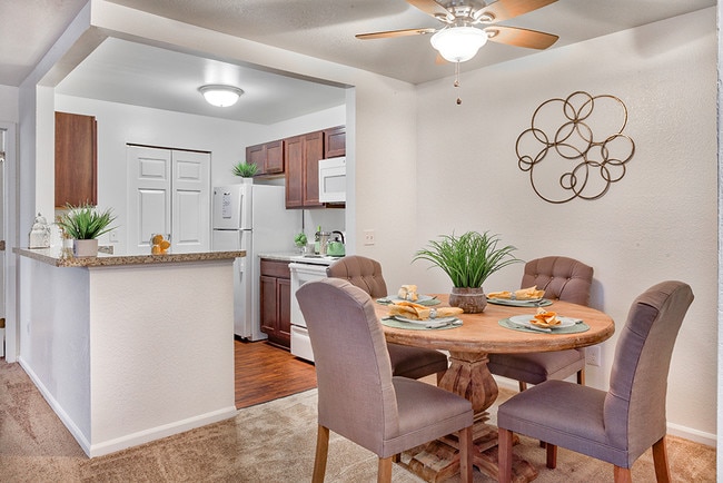 Photo - Chase Run Apartments