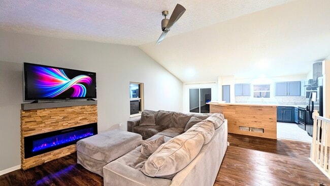 *virtual staged - 4381 Alderson Ct