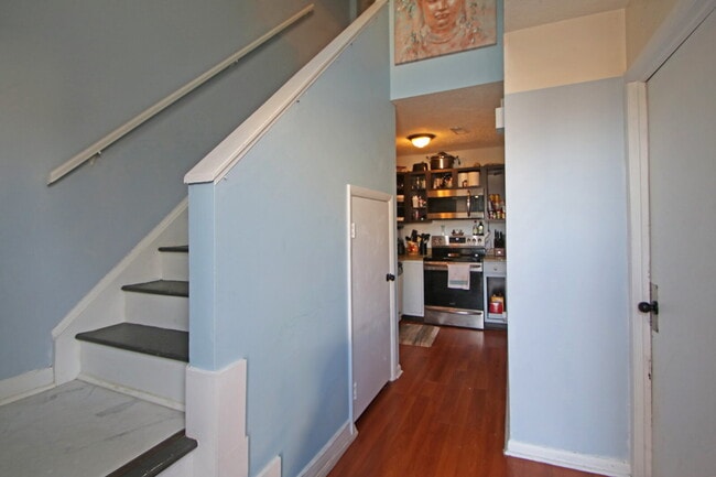 Photo - "Rent a room in this 4-Bedroom Furnished T...