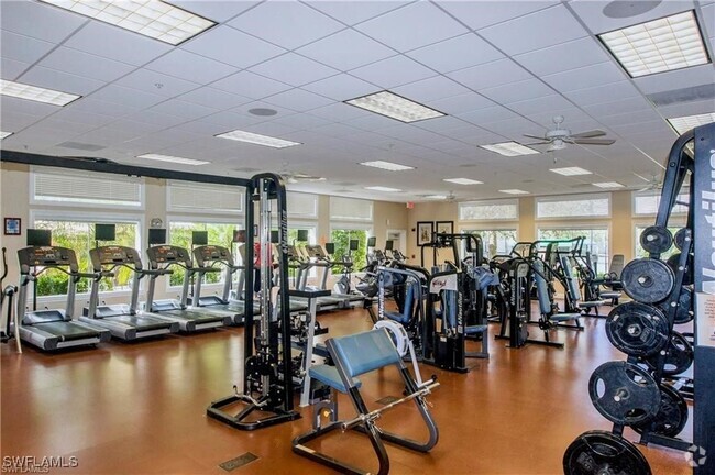 Building Photo - 10111 Colonial Country Club Blvd Unit 2304 Rental