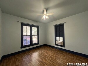 Photo - 213 Cadwallader St