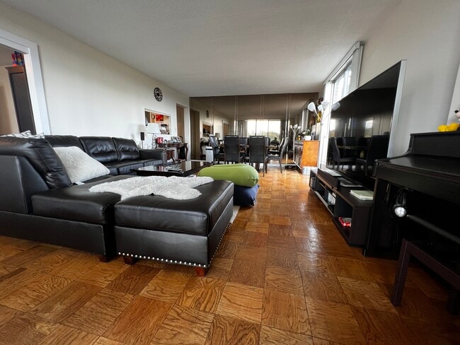 Photo - 77 Pond Ave Unit #902