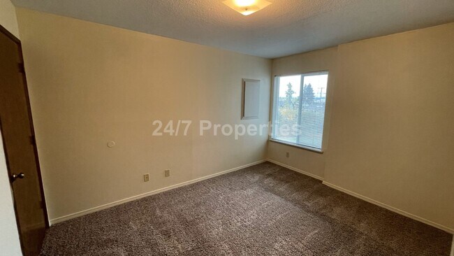 Photo - 2BD I 1BA - Oregon City Unidad 4