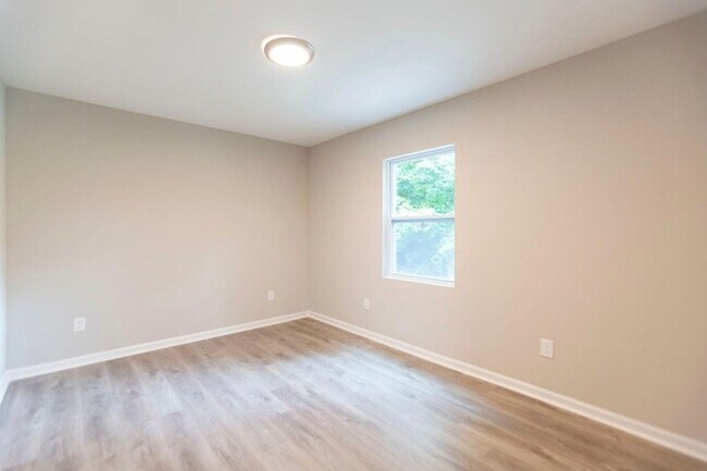 Photo - 199 Troy St NW Unit 1