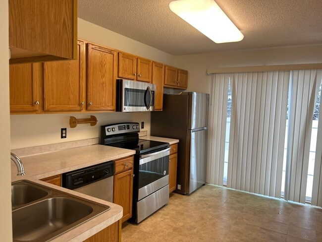 Photo - 9326 Inland Ln N