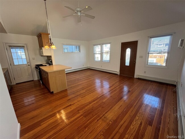 Photo - 72 Georgia Ave Unidad Main