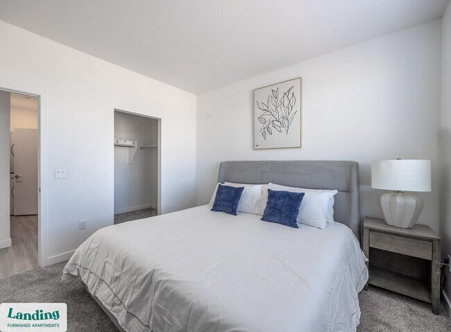 Photo - 2323 N 150th Dr Unidad C-3065