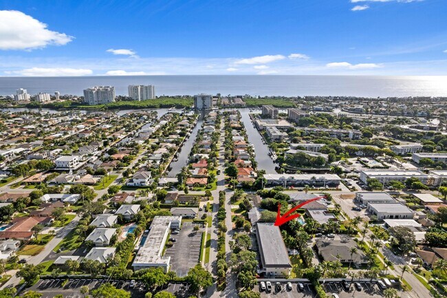 Building Photo - 660 Glouchester St Unit 100