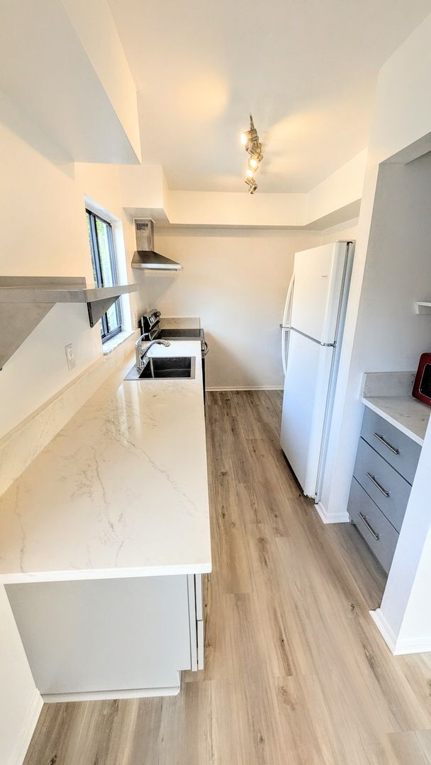 Photo - Annual fully remodeled unfurnished spacious 3/2 duplex in Bradenton.