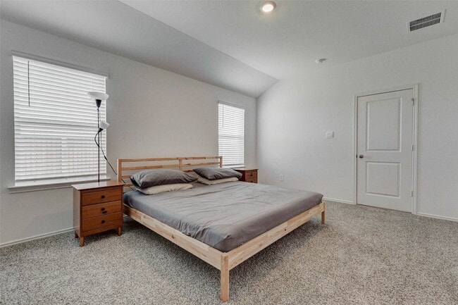 Photo - 31426 Yatesbury Ln