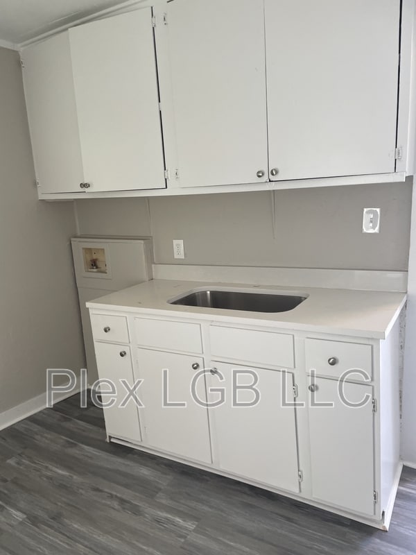 Photo - 326 Daniel St