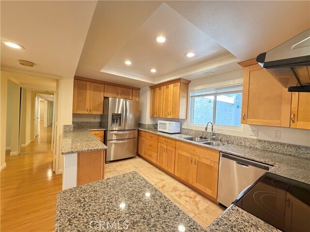 5500 Paseo Del Lago W
