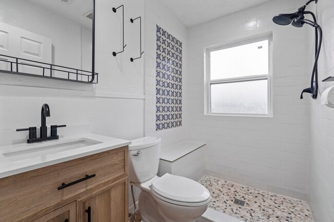 Photo - 7511 Magnolia St