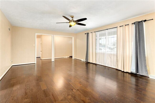 Photo - 5647 Antioch Rd
