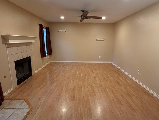 Photo - 1307 Rockridge St