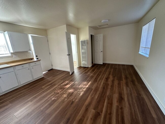 Photo - 881 Emory Ave Unit A