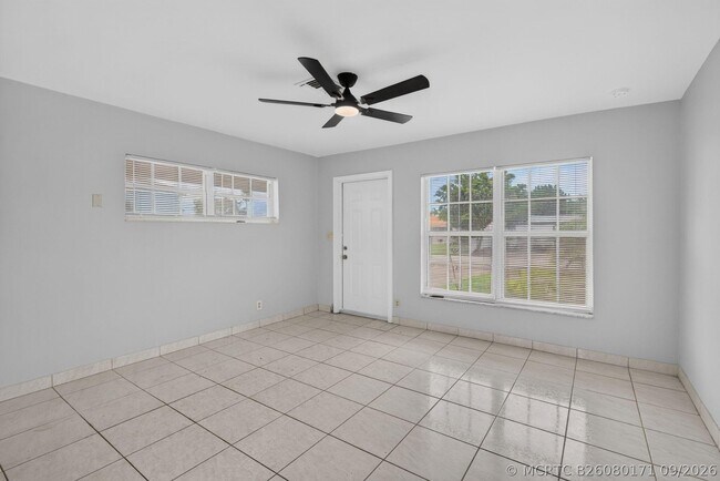 410 NW 52nd Ct