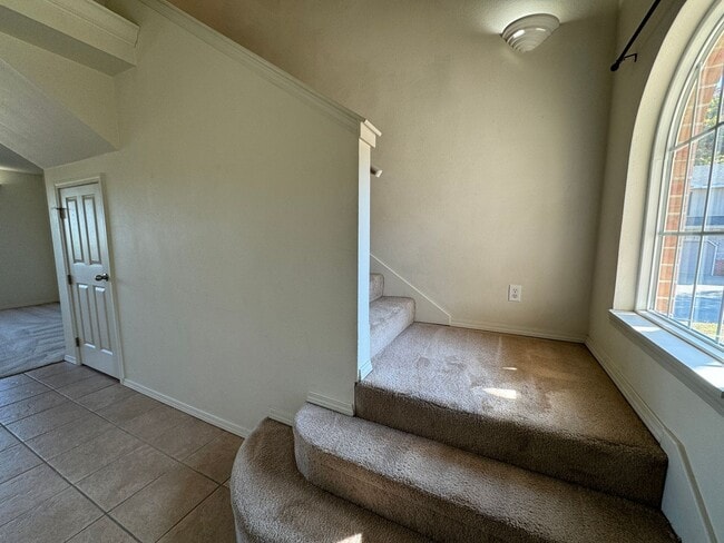 Photo - Spacious 3-Bedroom Duplex Located within Close Proximity to Fort Leonard Wood!