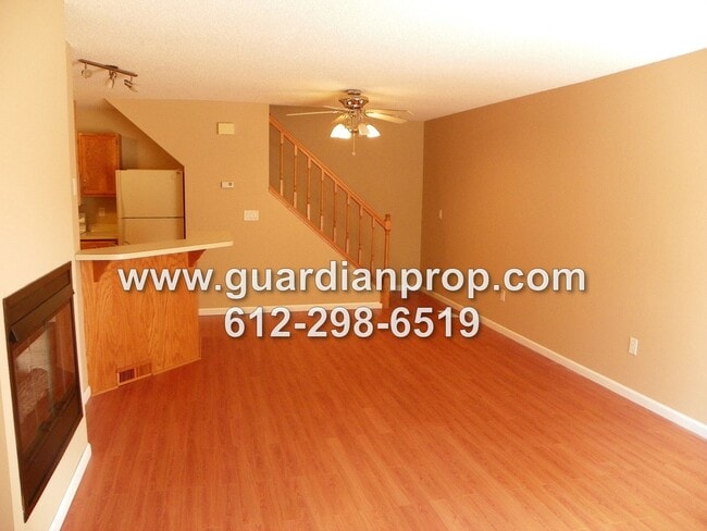 Photo - Townhouse Available June 1st, Open Floor Plan, Fireplace, Patio, Attached Garage