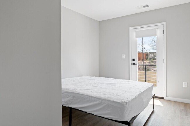 Euclid CoLiving Furnished Rooms