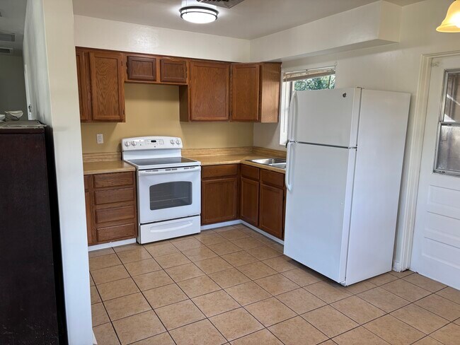 Photo - 1207 Crestwood Dr