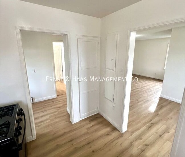 Photo - 2220 E McKenzie St