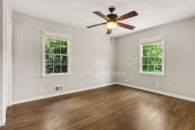 Photo - 2931 Appling Cir