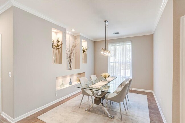 Photo - 1107 St John Ct