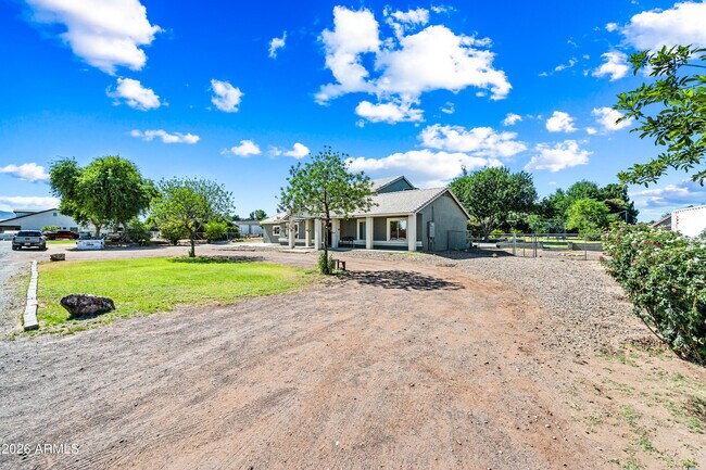 Photo - 6634 N 176th Ave
