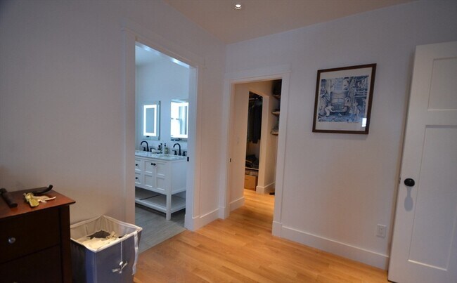 Photo - 15 Elmira St Unit 1