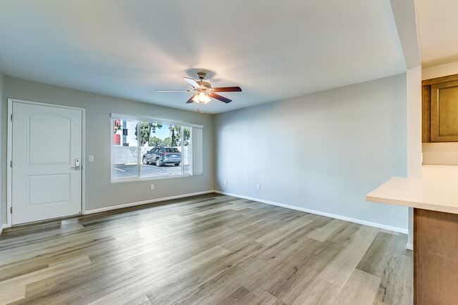 Woodlawn Gardens Apartments
