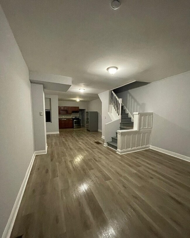 Photo - 628 N 55th St