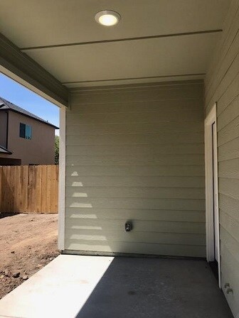 Photo - 2923 Milo Wy