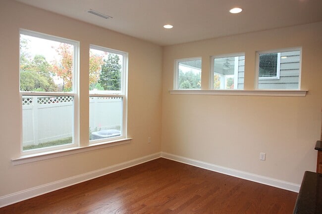 Photo - Low Maintenance Detached Home in Central Triangle Location!