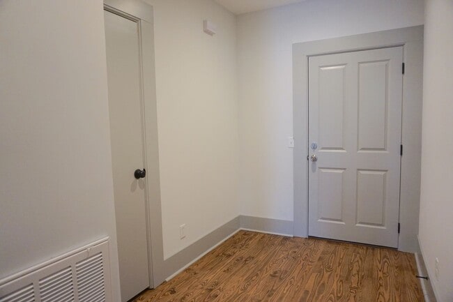 Photo - 552 E Liberty Unit A