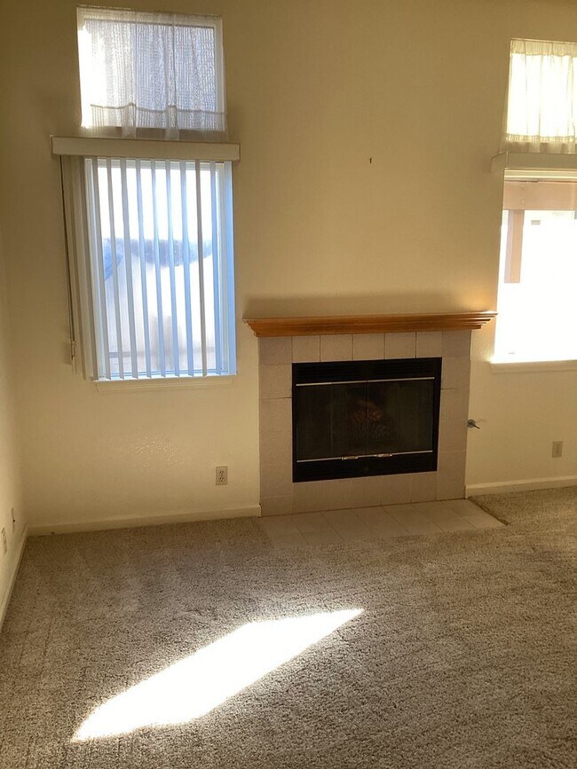 Photo - clean and quiet 3 bedroom 2 bathroom house...