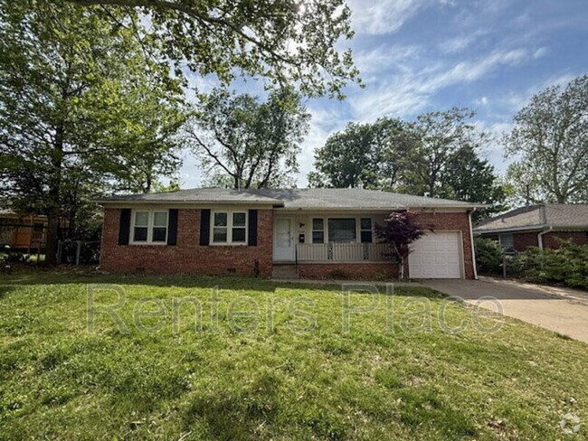 Building Photo - 3828 S Indianapolis Ave Rental