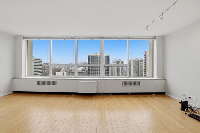 Photo - 70 W Burton Pl Unit 2306