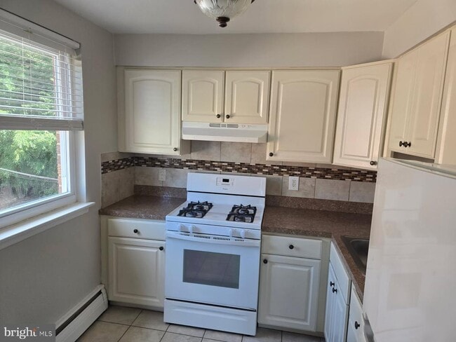 Building Photo - 509 Philmar Ct Unit D
