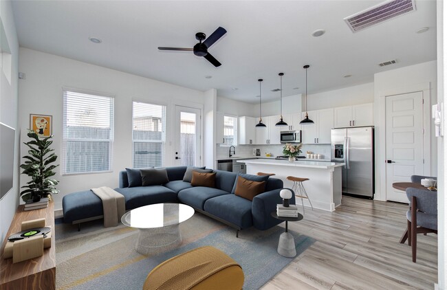 Building Photo - 2054 Johanna Crk Dr