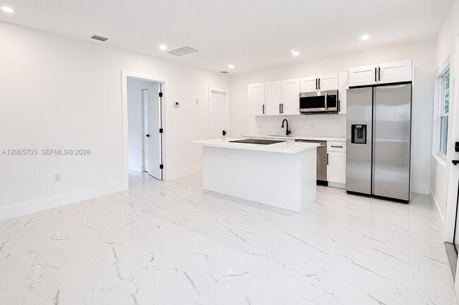 Photo - 3312 SW 1st Ave Unit 3312