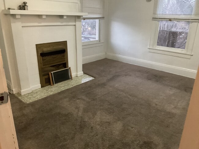 Building Photo - 9922 Frankstown Rd