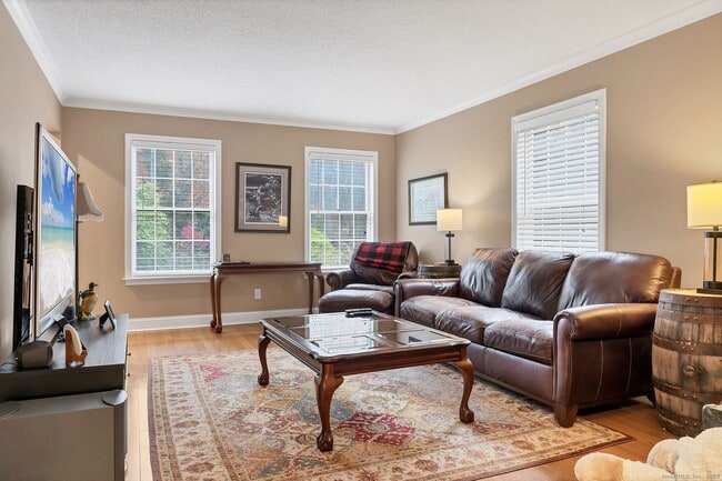 Photo - 113 Flat Rock Rd