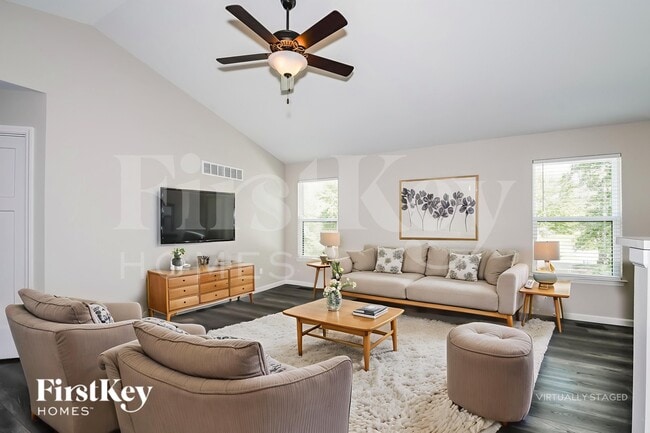 Photo - 2220 Tenbrook Rd